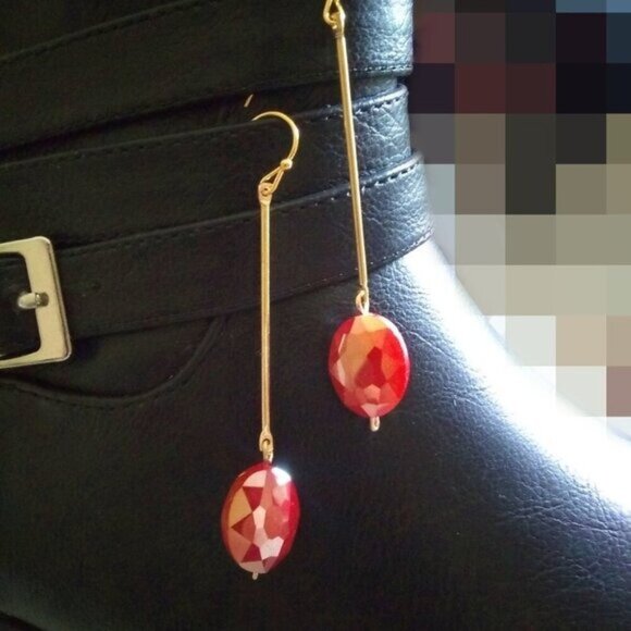 Flashy! Flirty! Summer Sexy on @ Stick! Hot Orange Mango Faceted Dangle Earrings - Picture 1 of 8